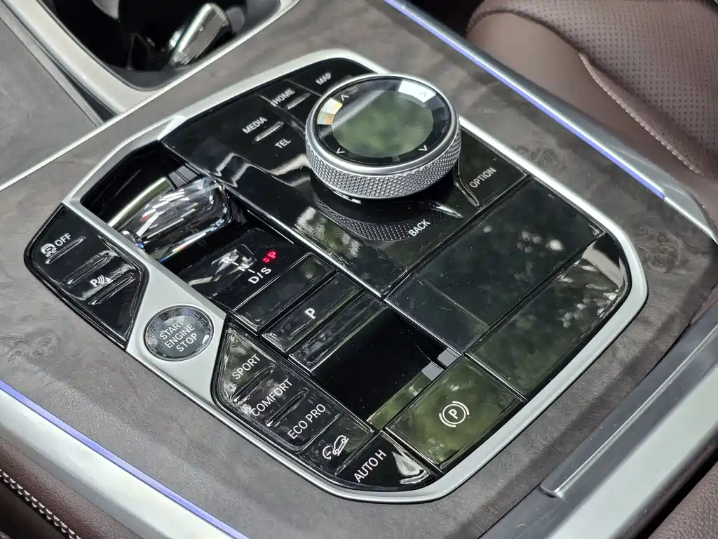 BMW X5 — миниатюра 18