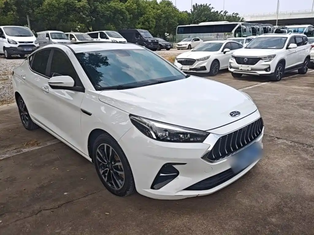 JAC A5 — миниатюра 4