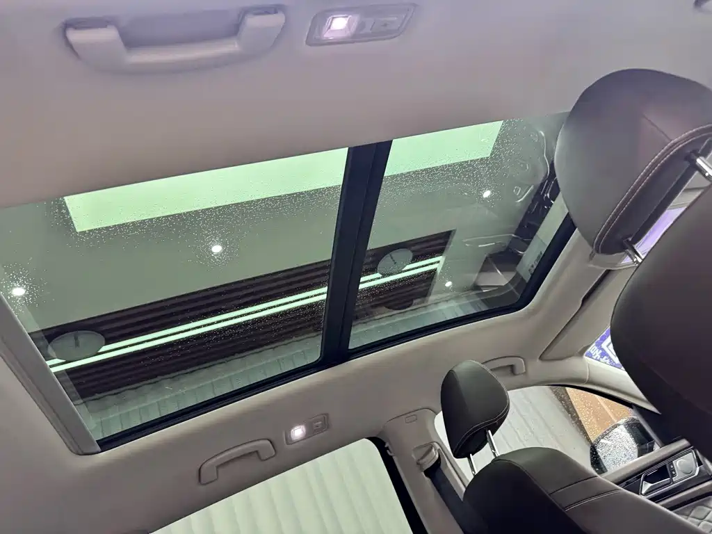 Volkswagen Teramont — миниатюра 20