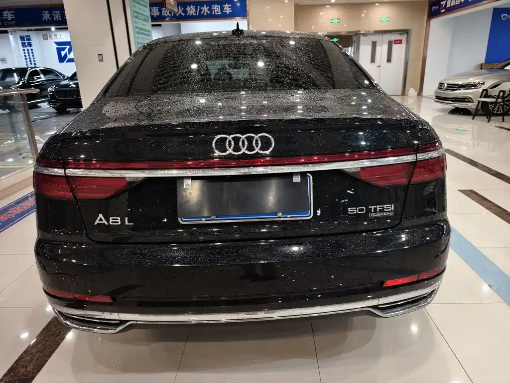 Audi A8 — миниатюра 8