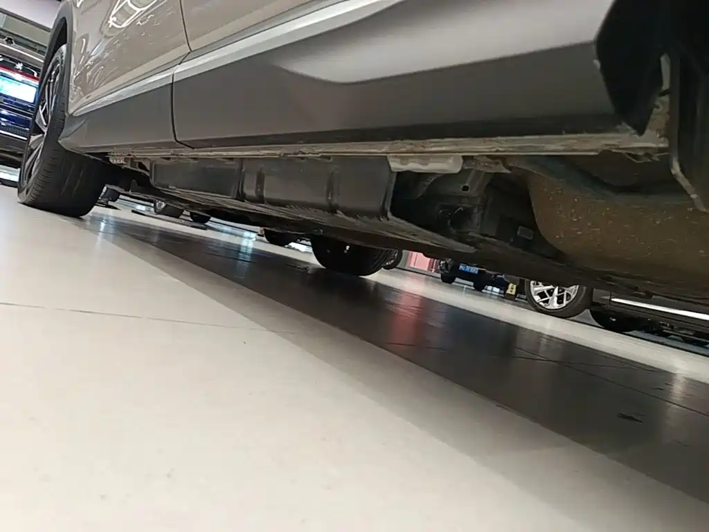 BYD PLUS New Energy — миниатюра 22