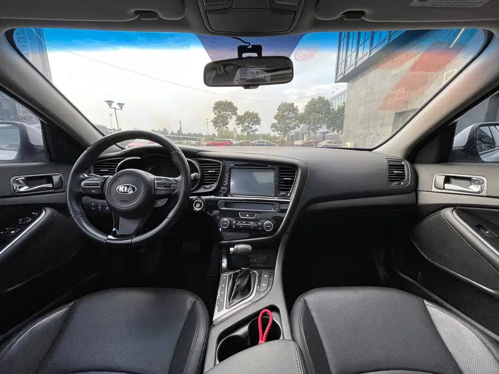 Kia K5 — миниатюра 8