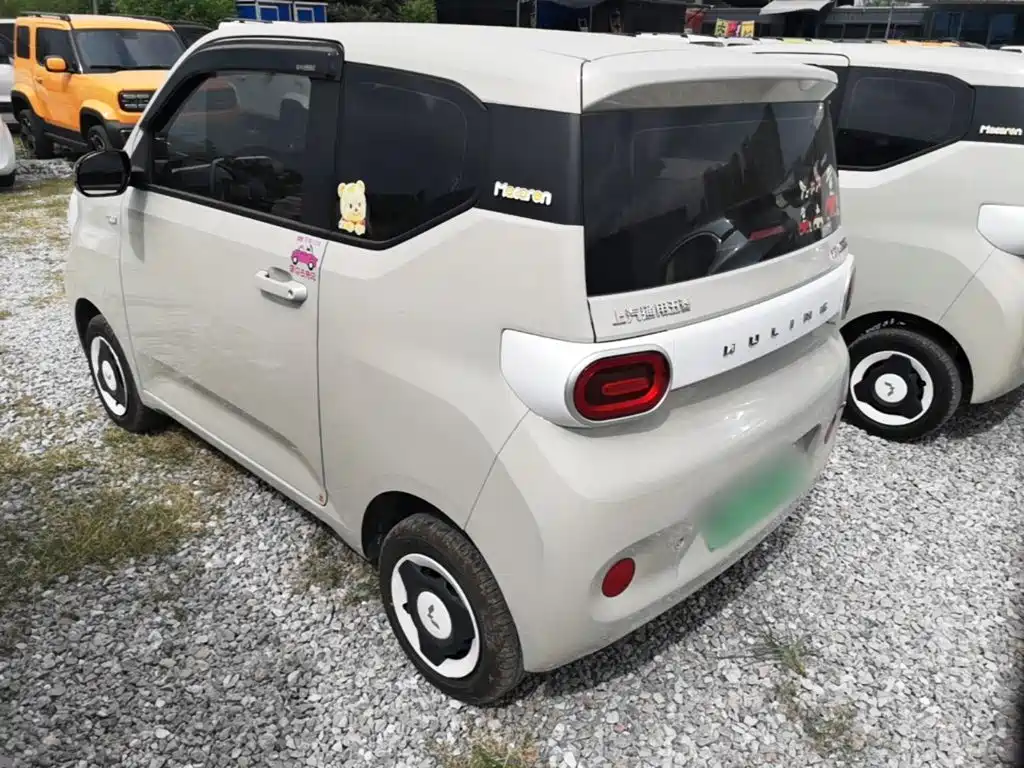 Wuling MINIEV — миниатюра 5