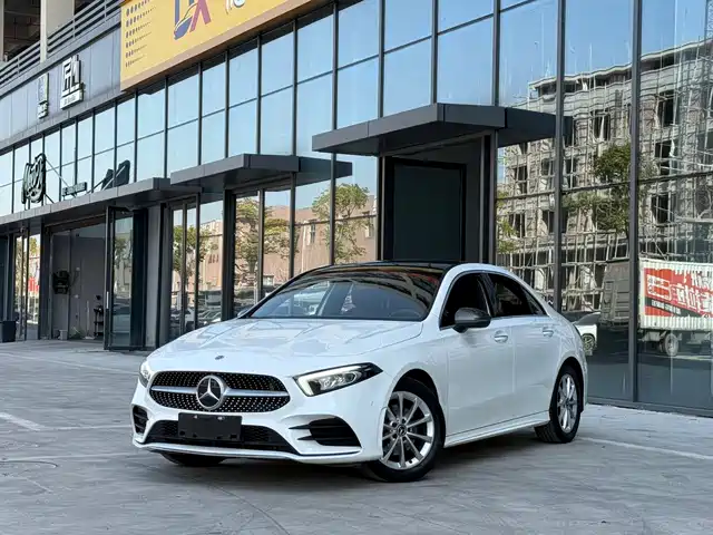 MERCEDES BENZ A CLASS