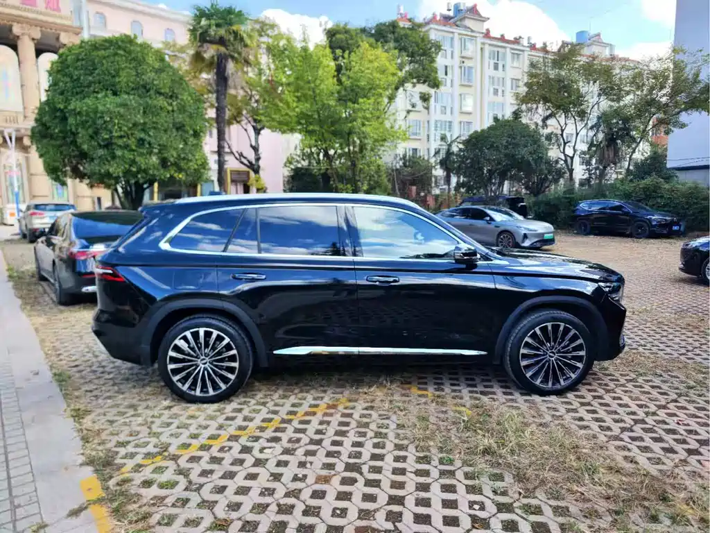 Geely Xingyue L — миниатюра 18