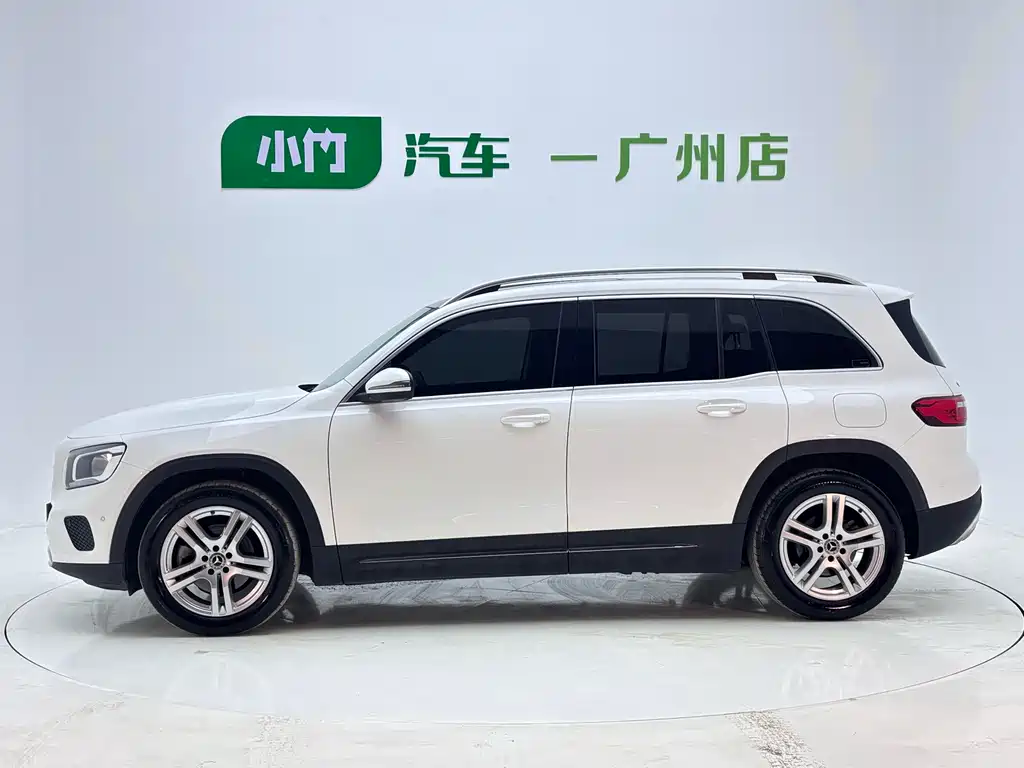 Mercedes-Benz GLB — миниатюра 8