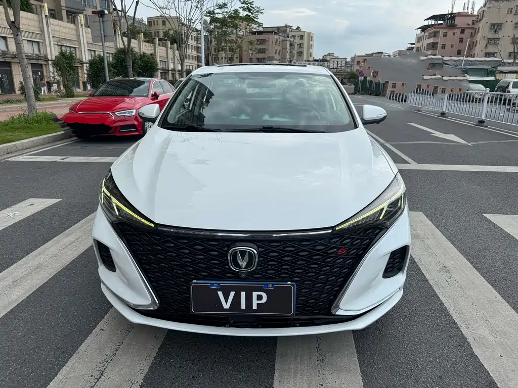Changan Eado — миниатюра 2