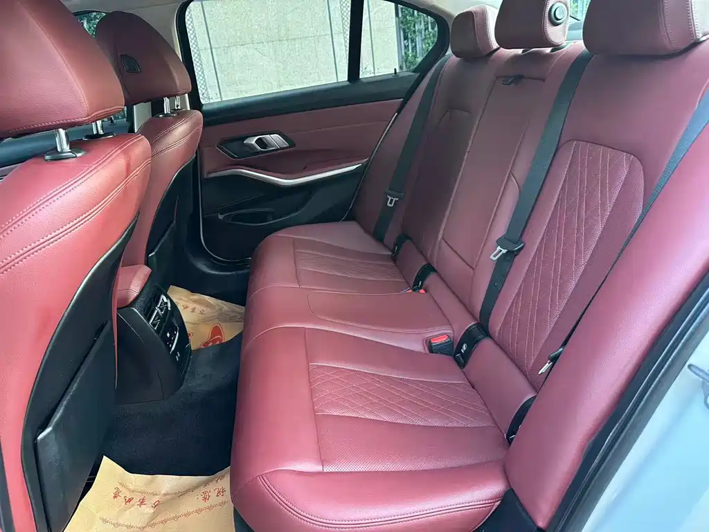BMW 3 Series — миниатюра 8