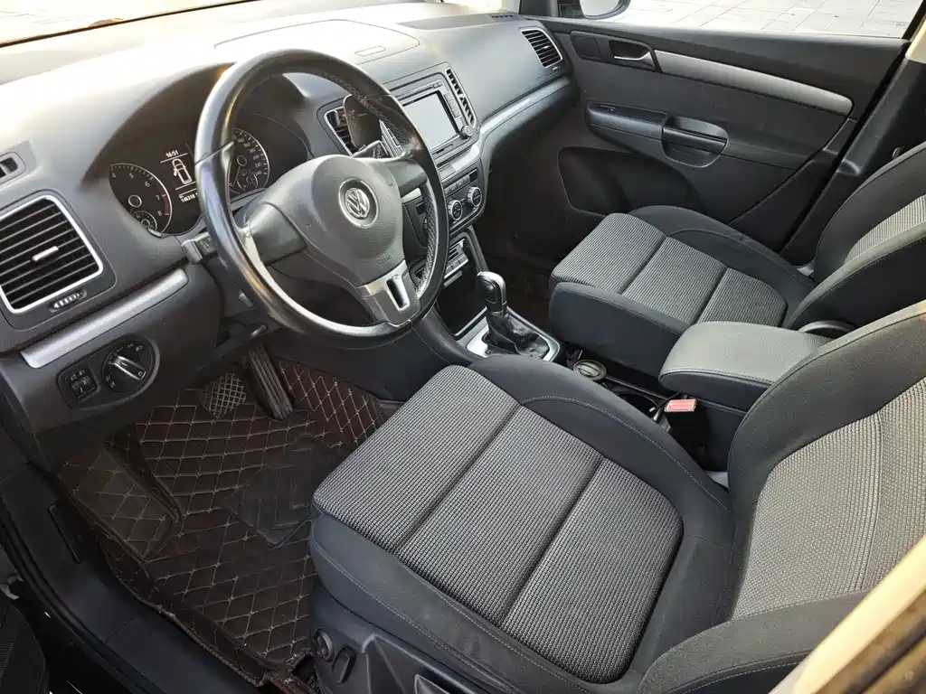 Volkswagen Sharan — миниатюра 4