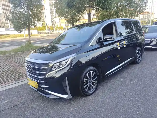 GAC Trumpchi M8