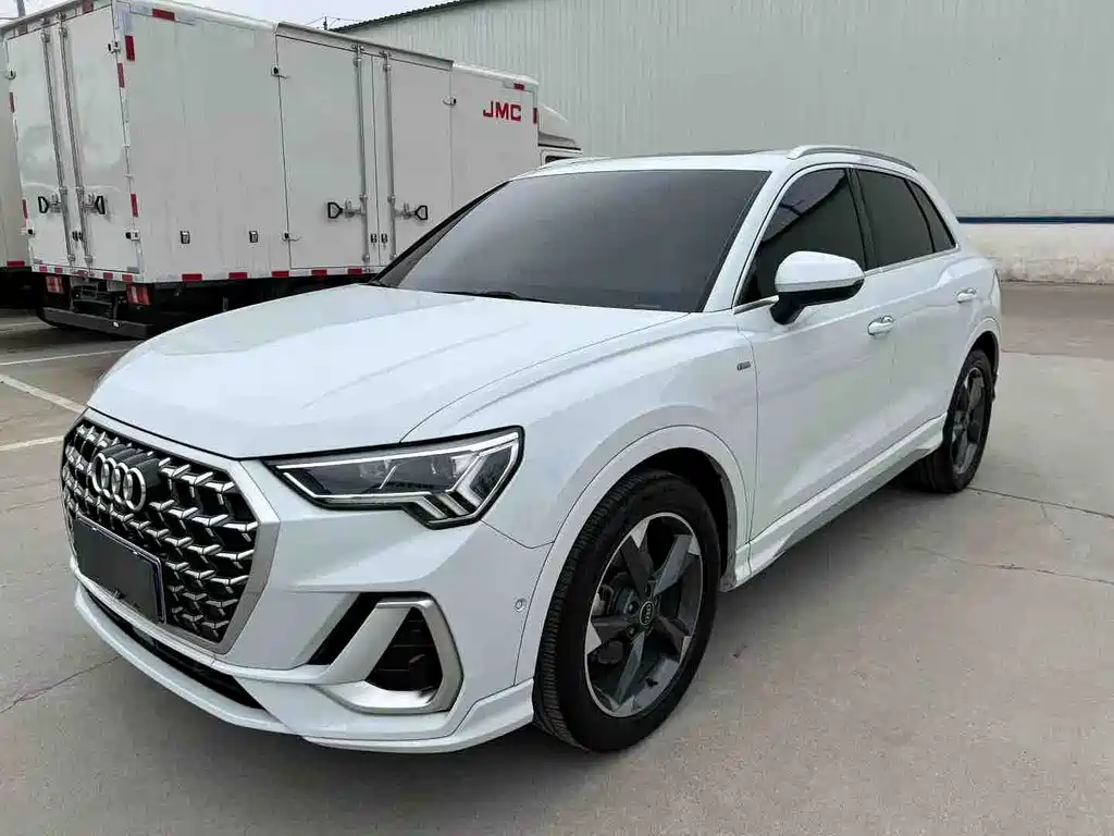 Audi Q3 2024