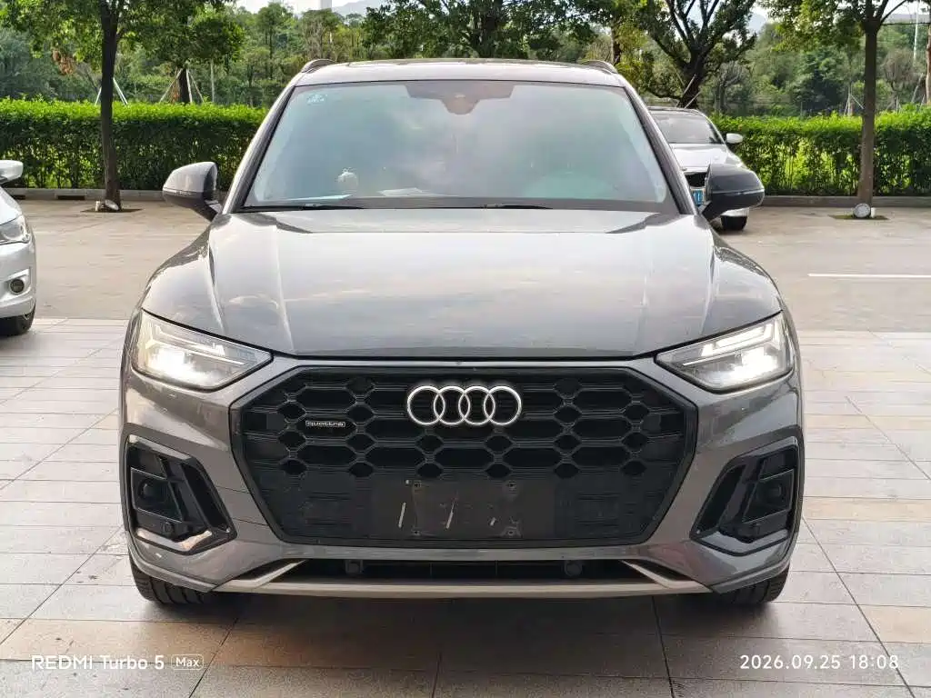 Audi Q5L — миниатюра 2
