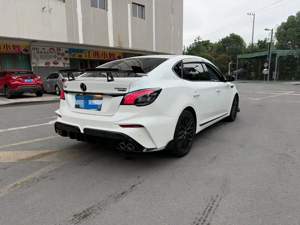 MG MG6 — миниатюра 9
