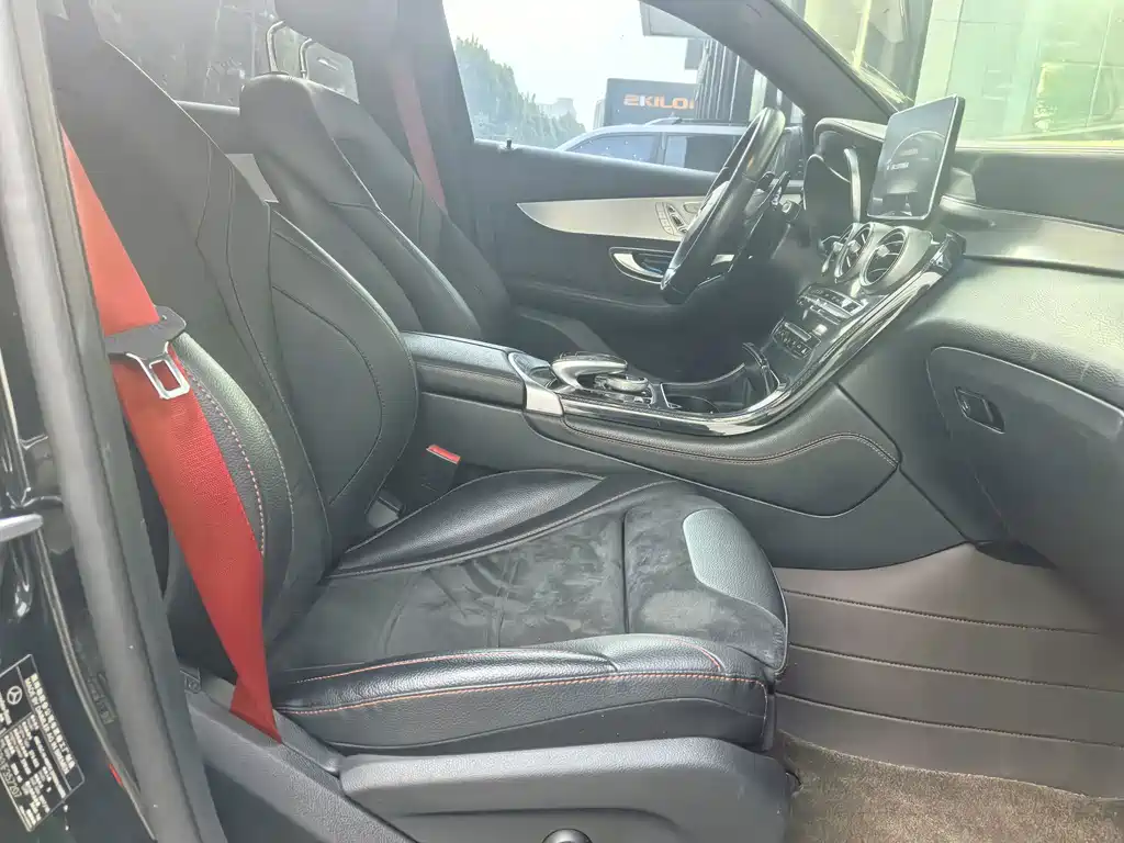 Mercedes-Benz GLC Coupe AMG — миниатюра 11