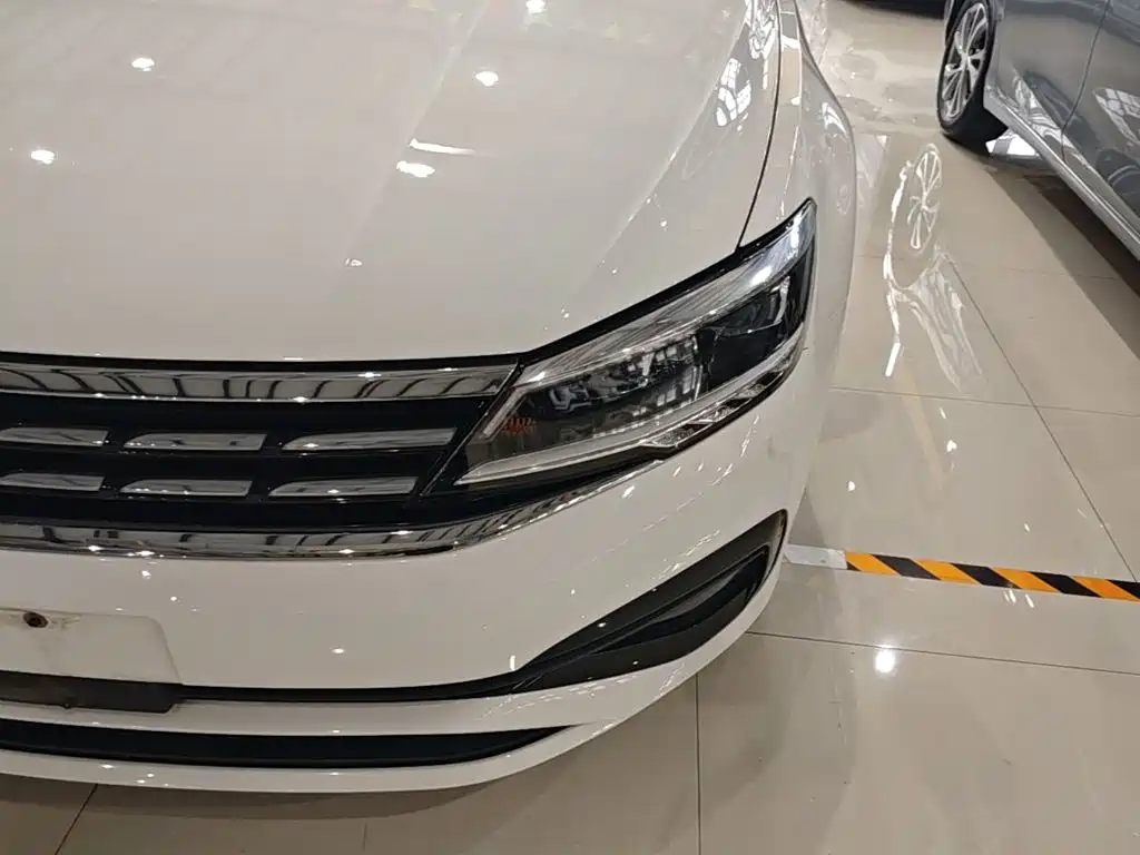 Volkswagen Lamando — миниатюра 24