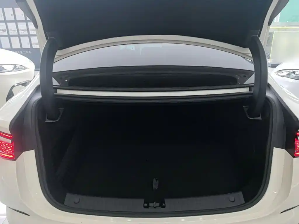 BYD Seal 07 DM-i — миниатюра 19