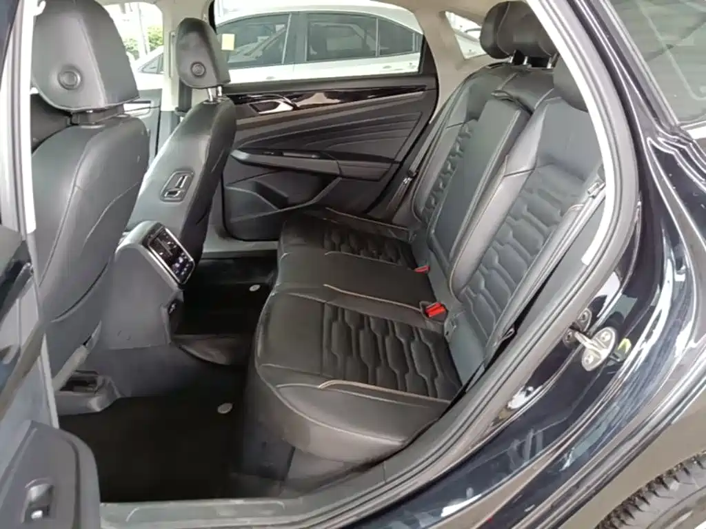 Volkswagen Passat — миниатюра 17