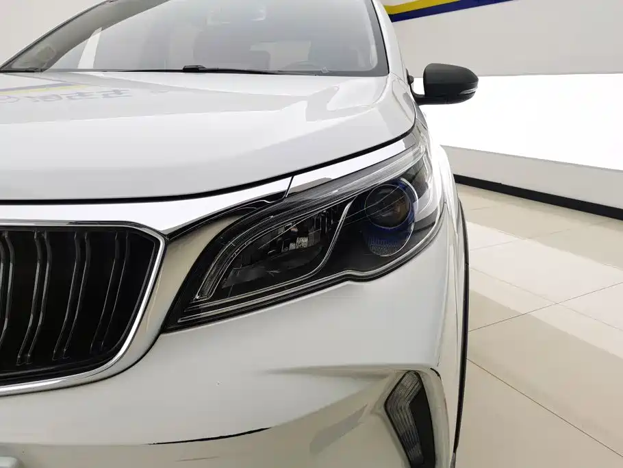 Geely Vision X3 — миниатюра 5