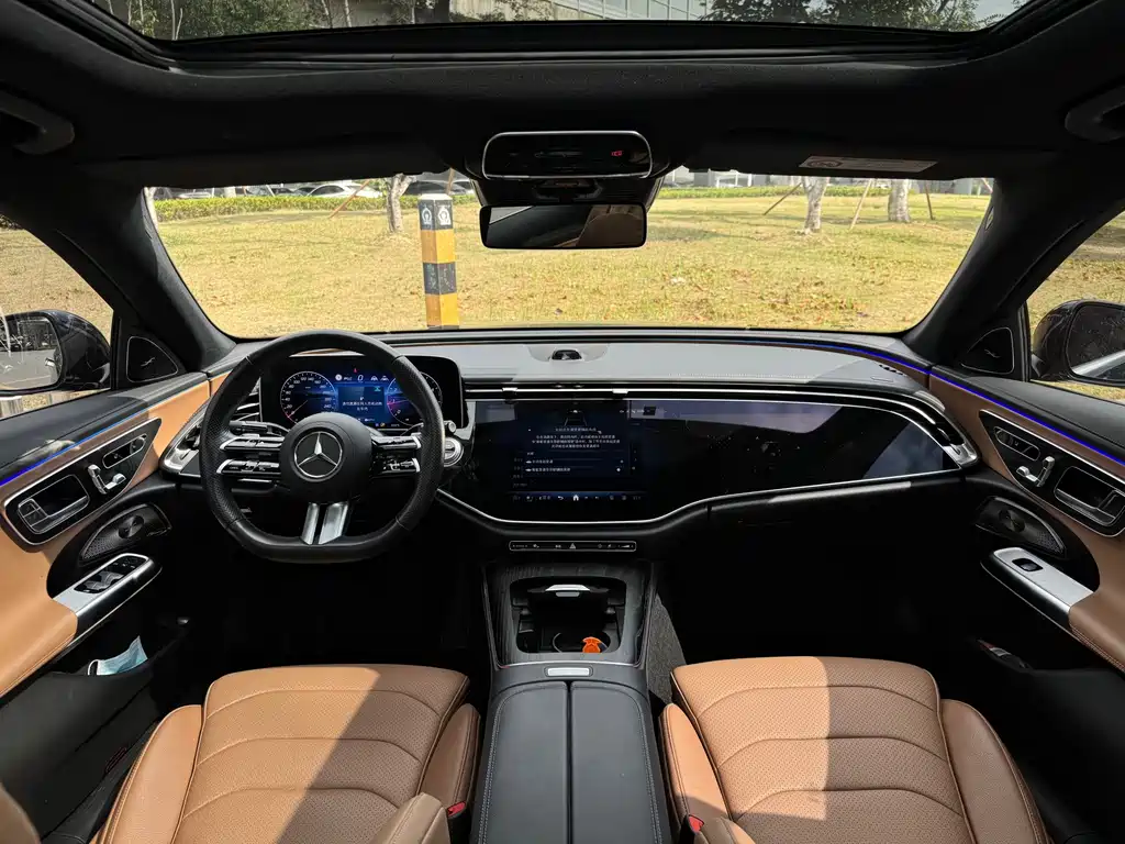 Mercedes-Benz E-Class — миниатюра 19