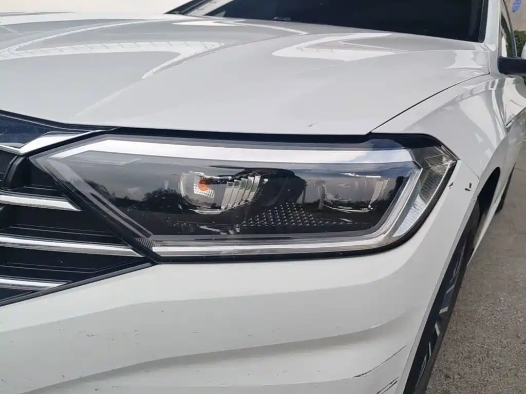 Volkswagen Sagitar — миниатюра 24