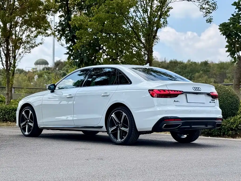 Audi A4L — миниатюра 7