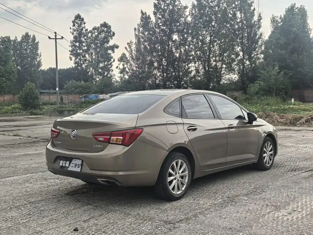 Buick Verano — миниатюра 9