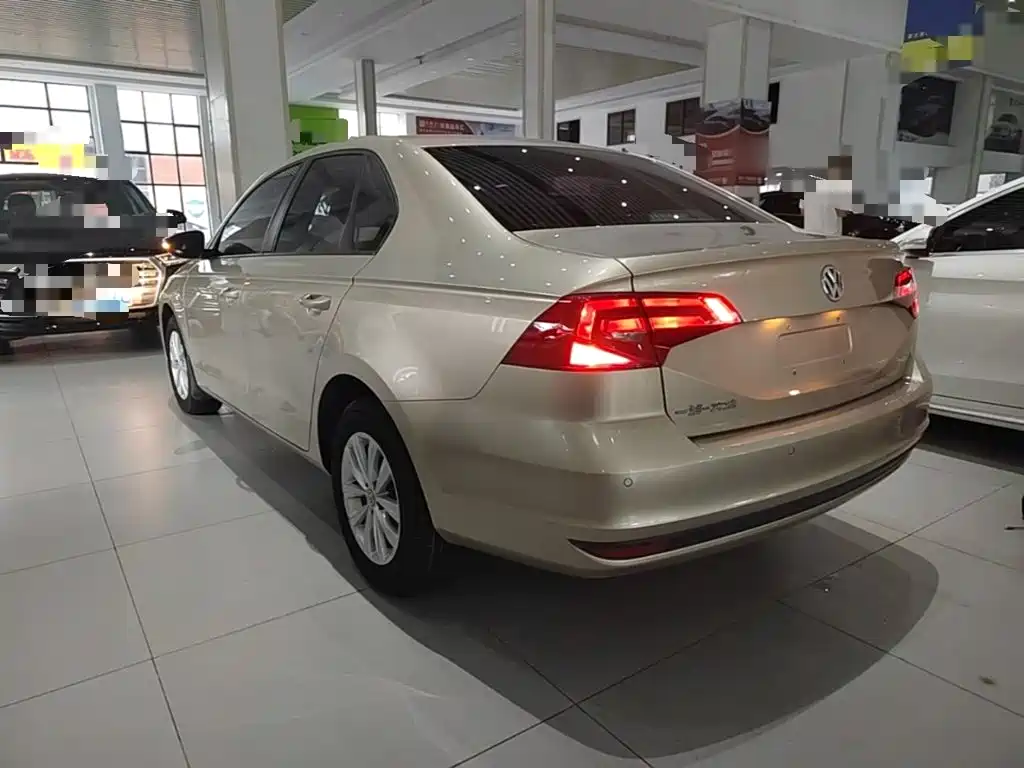 Volkswagen Bora — миниатюра 5