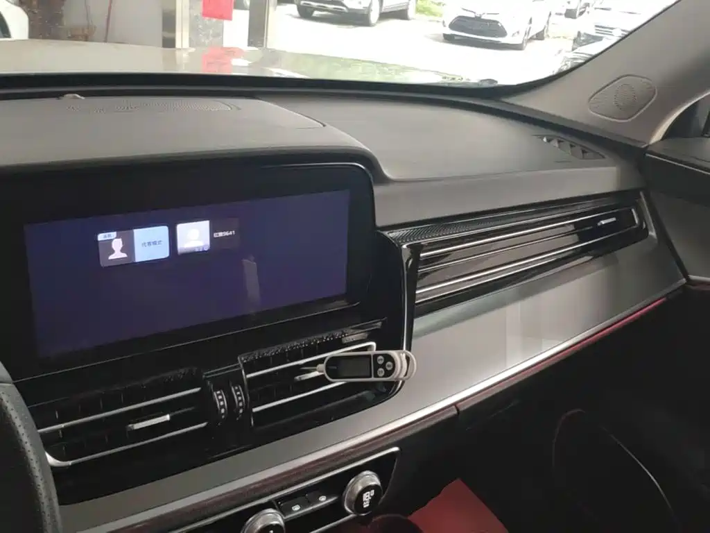 Hongqi Hongqi HS5 — миниатюра 10