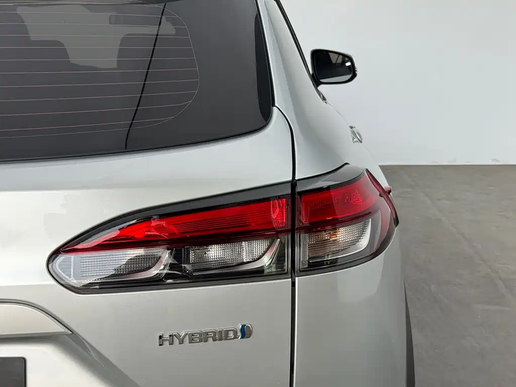 Toyota Frontlander — миниатюра 13