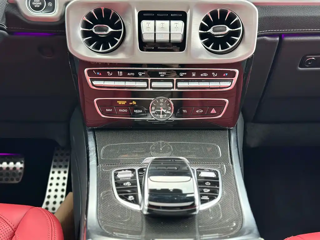 Mercedes-Benz G-Class — миниатюра 16