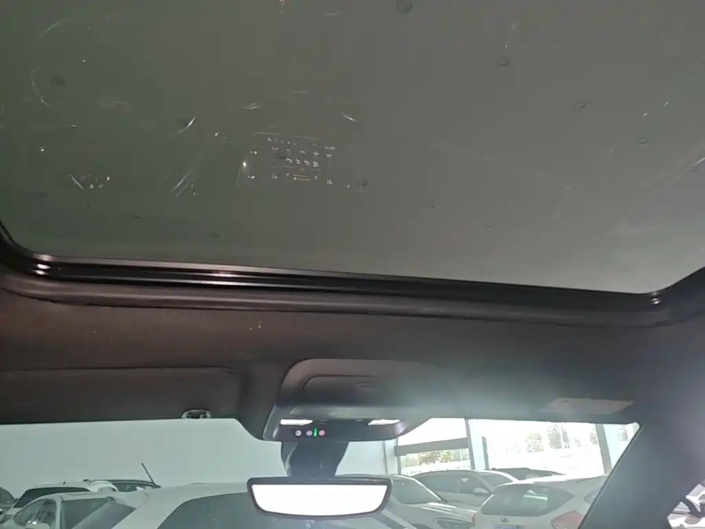 Cadillac XT5 — миниатюра 18