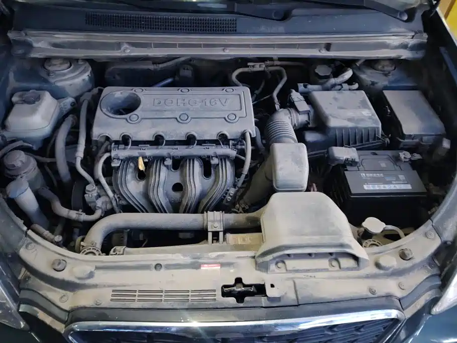 Kia Carens — миниатюра 10
