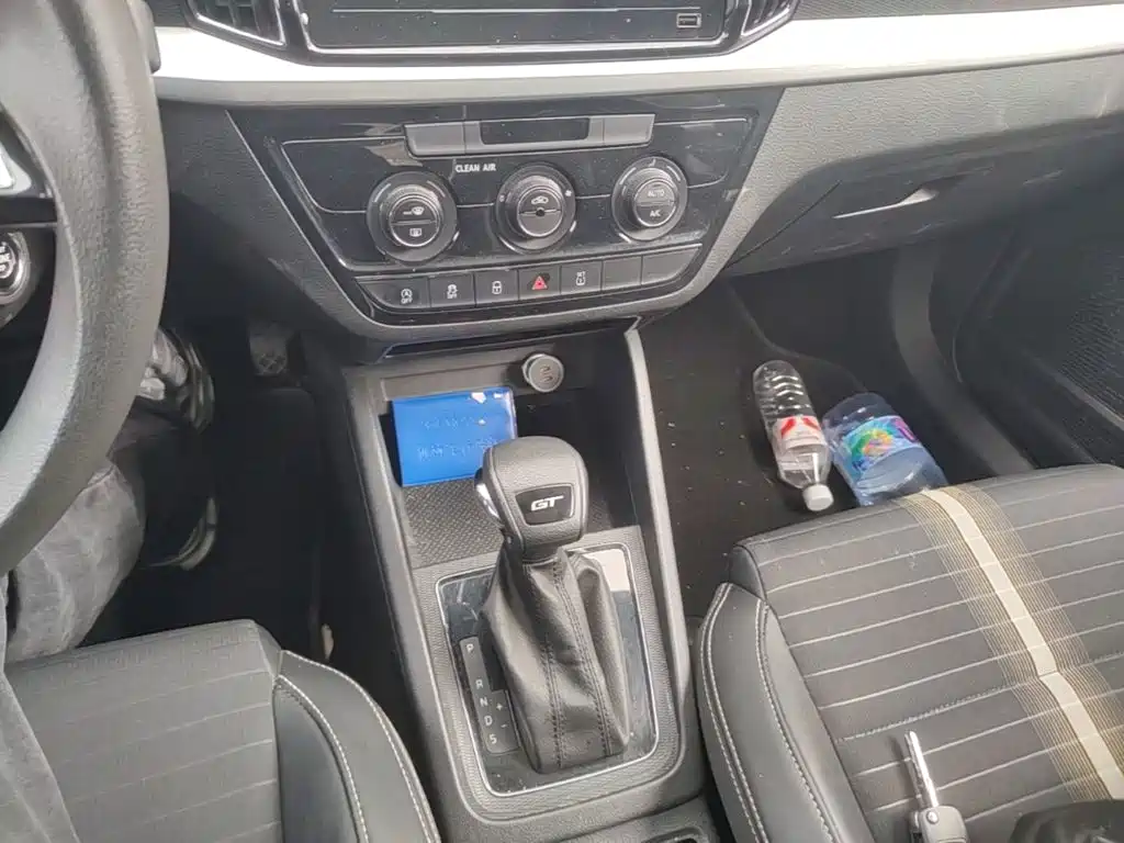 Skoda Kamiq — миниатюра 19