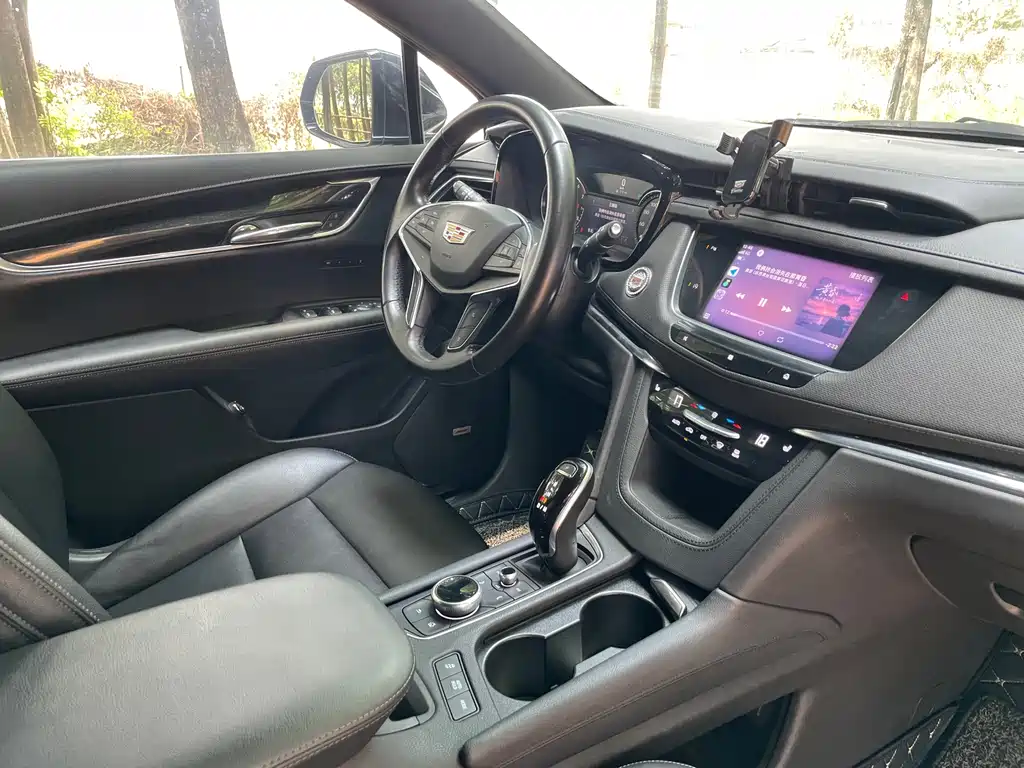 Cadillac XT5 — миниатюра 9