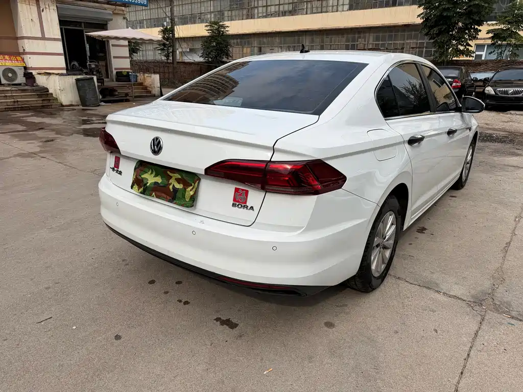 Volkswagen Bora — миниатюра 7