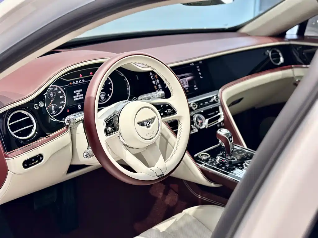 Bentley Flying Spur 2024 V8 Edition 8