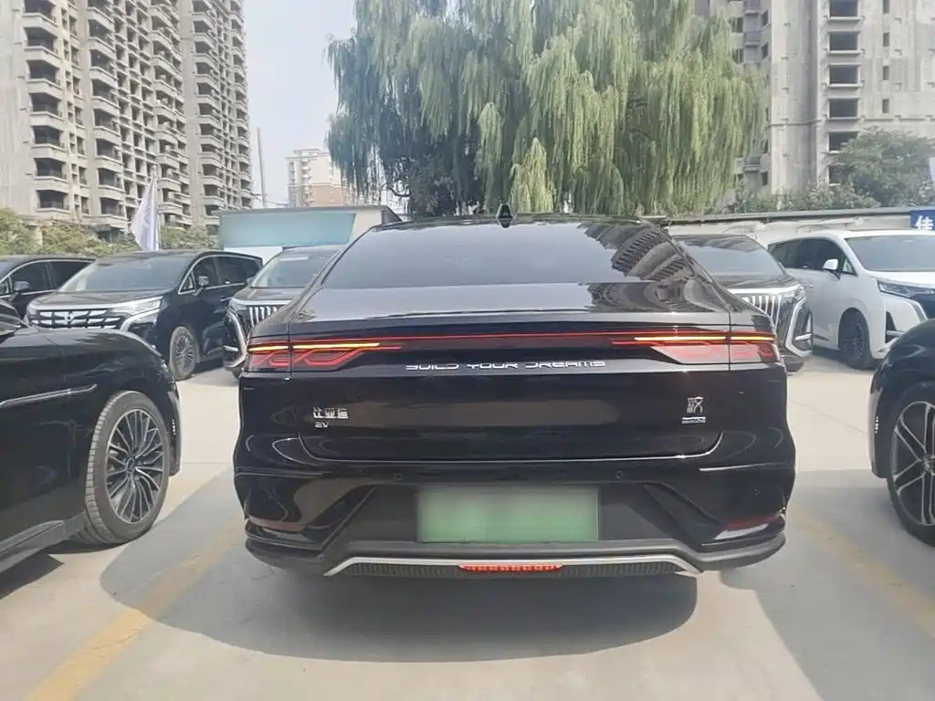 BYD Han — миниатюра 6