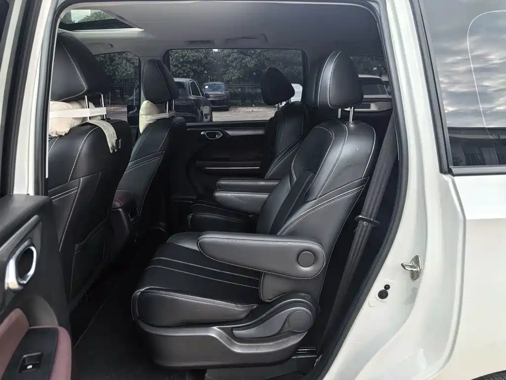 GAC Motor Trumpchi M6 — миниатюра 11