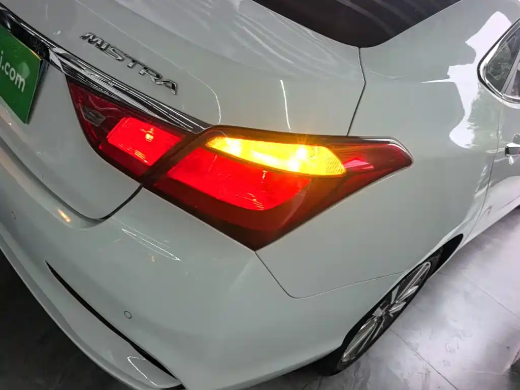 Hyundai Mistra — миниатюра 8