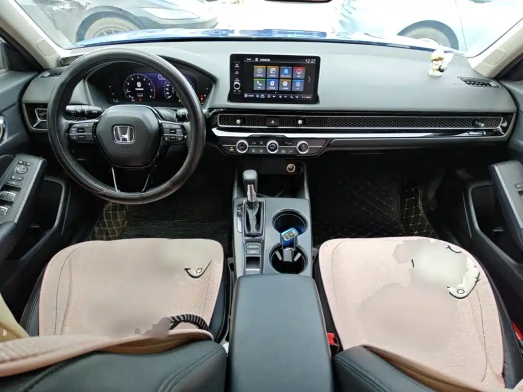 Honda Civic — миниатюра 10