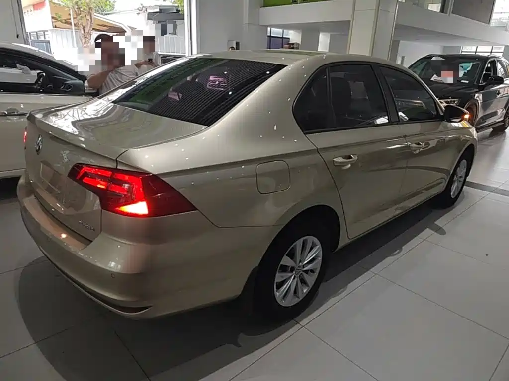 Volkswagen Bora — миниатюра 7