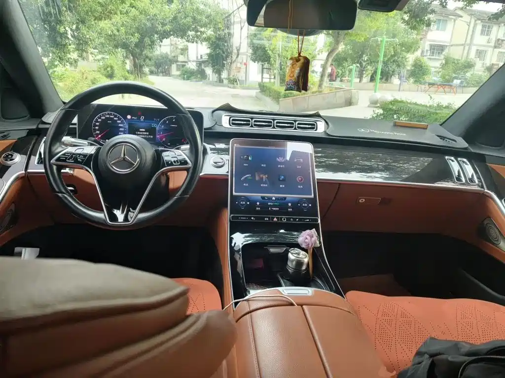 Mercedes-Benz S-Class — миниатюра 10