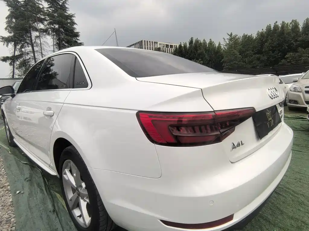 Audi A4L — миниатюра 8