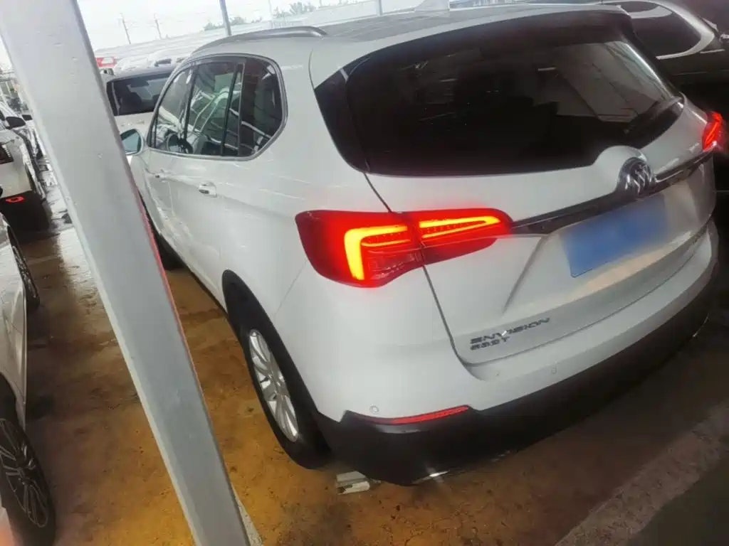 Buick Envision Plus — миниатюра 5
