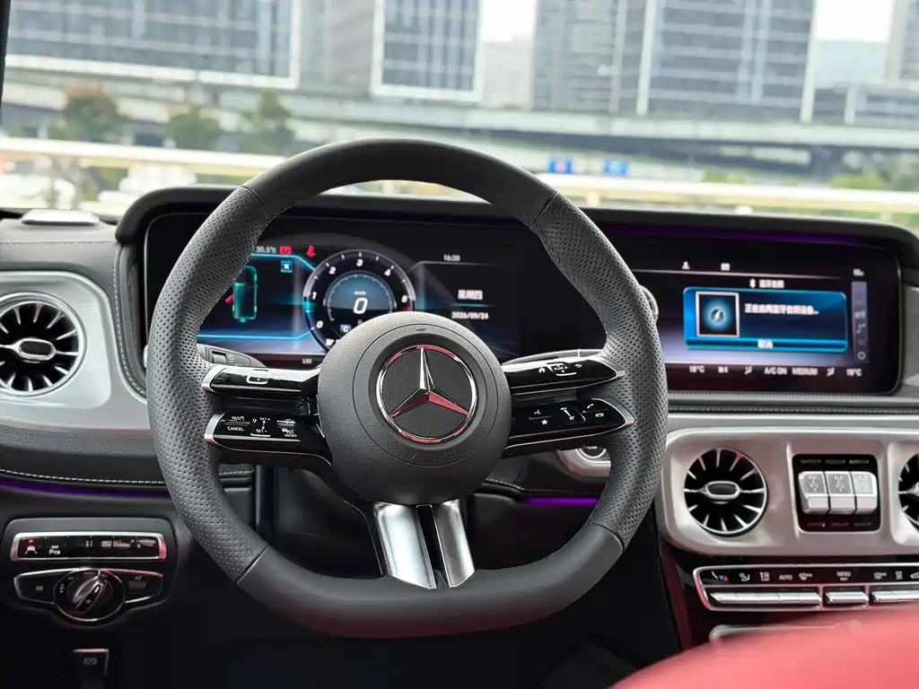 Mercedes-Benz G-Class — миниатюра 8