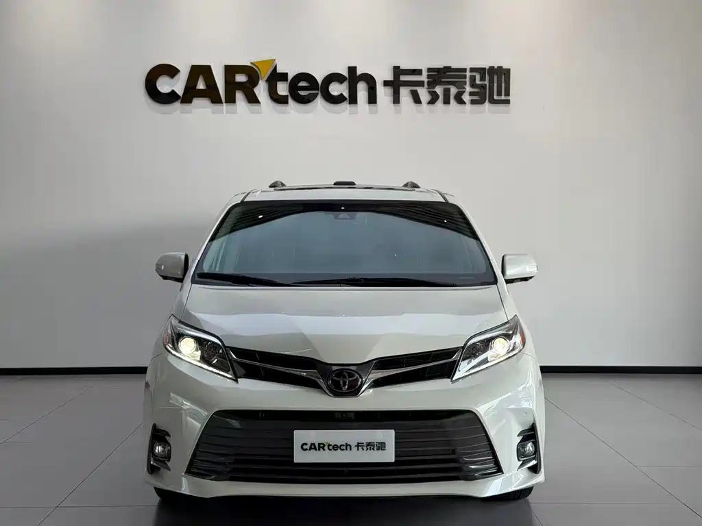 Toyota Sienna 2021