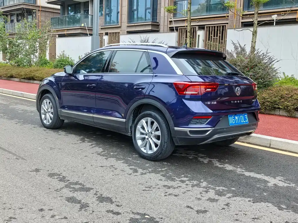 VOLKSWAGEN T ROC EXPLORING SONGS