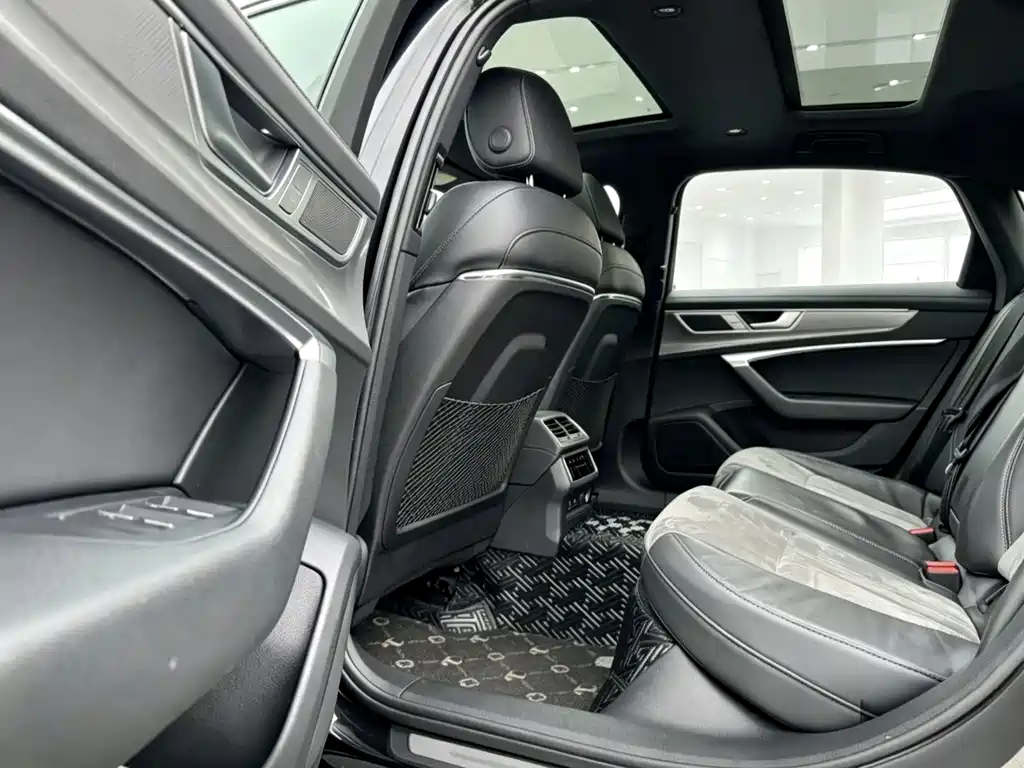 Audi A6L — миниатюра 10