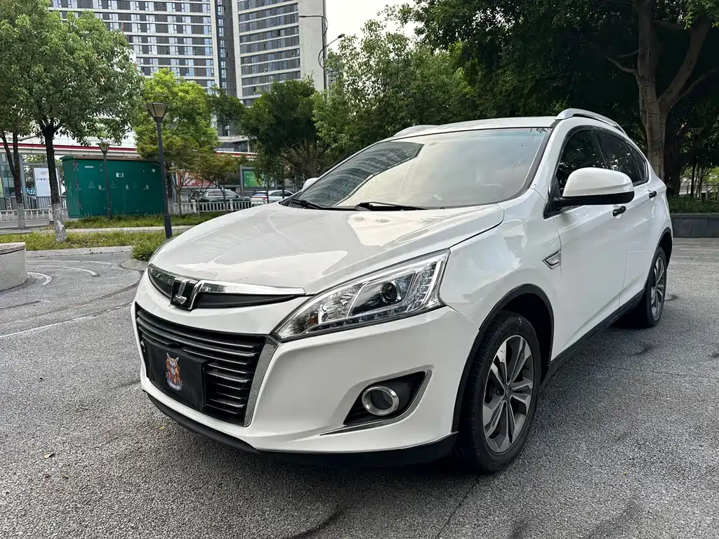 2015 Luxgen U6 Turbo - zdjęcie 1 z 19