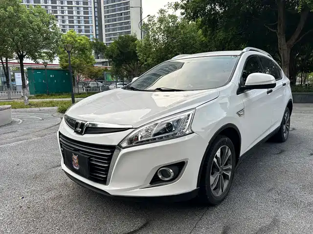 2015 Luxgen U6 Turbo